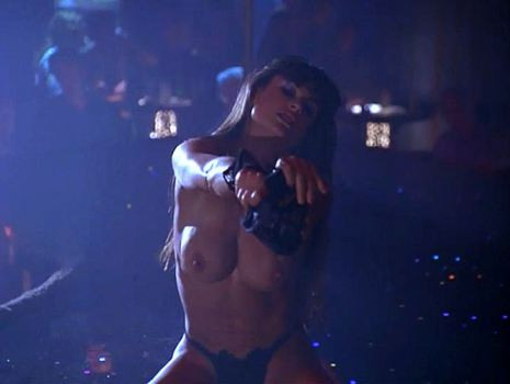 How Demi Moore Became an Iconic Nude Actress Demi Moore Nude Com - How Demi Moore Became an Iconic Nude Actress